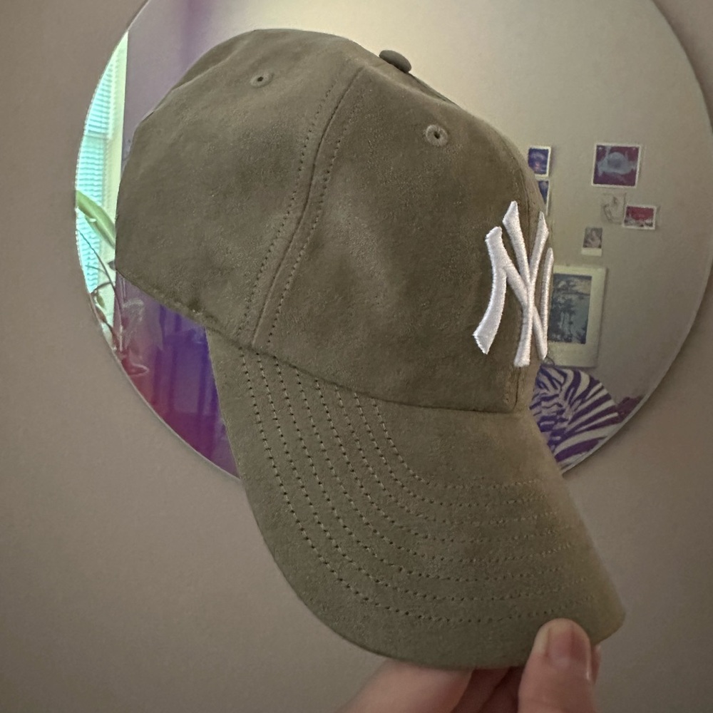 Olive Green Suede NY ‘47 Cap